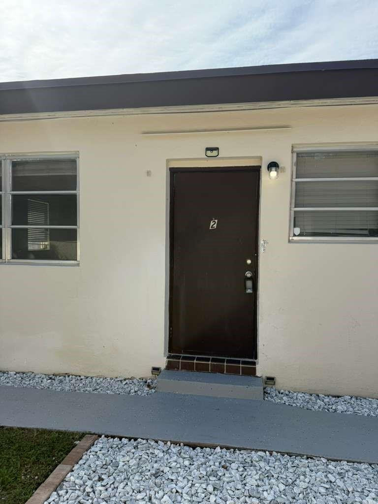 Hallandale Park 5-20 B - Residential Lease