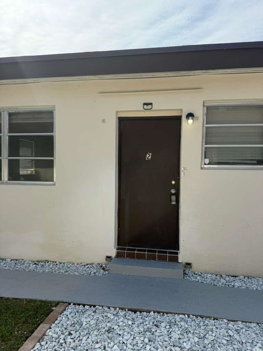 This spacious studio apartment is ideally located in the heart of Hallandale Beach. Enjoy the convenience of walking to Gulfstream and being just minutes from the beach, shopping, and dining. The unit includes central A/C, and water is covered in the rent. The property is professionally managed and offers quick approval for qualified applicants.