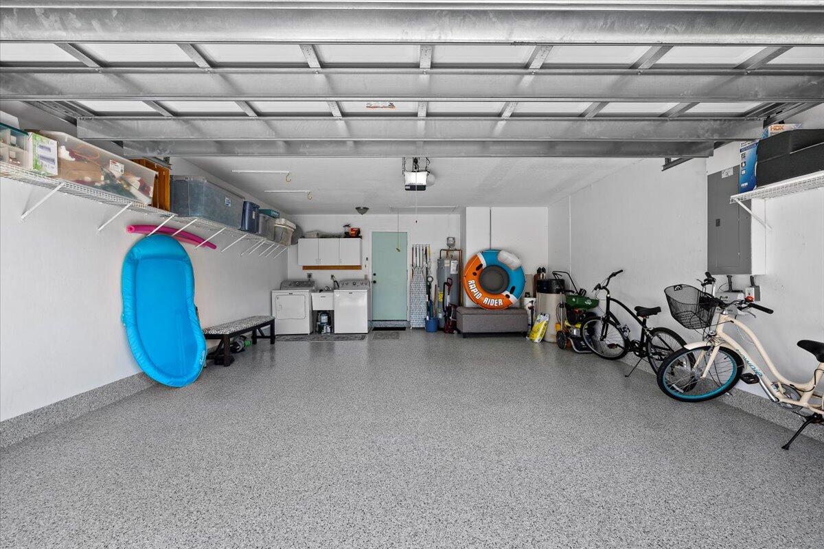 PGA RESORT COMMUNITY OF IRONWOOD 1 - Residential Lease