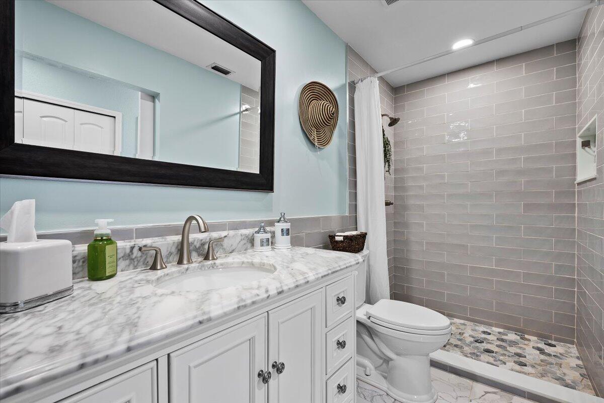 PGA RESORT COMMUNITY OF IRONWOOD 1 - Residential Lease