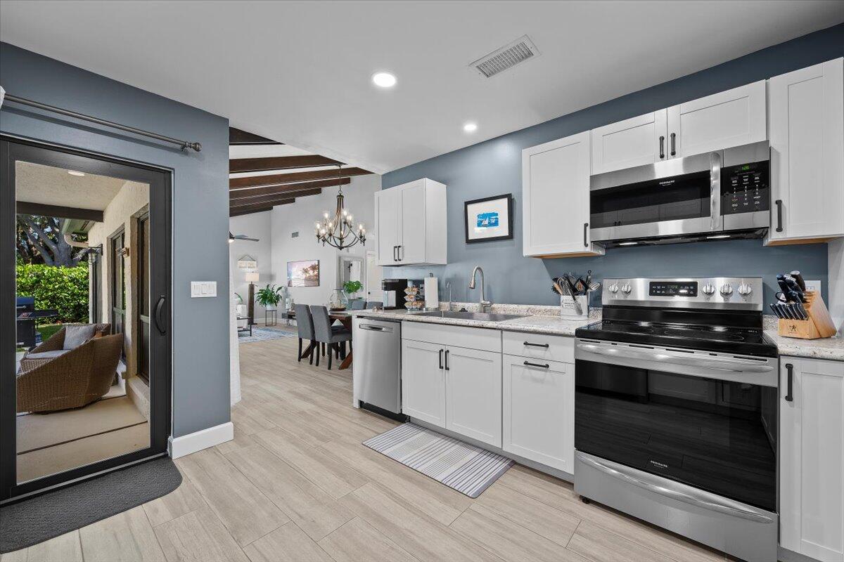 PGA RESORT COMMUNITY OF IRONWOOD 1 - Residential Lease