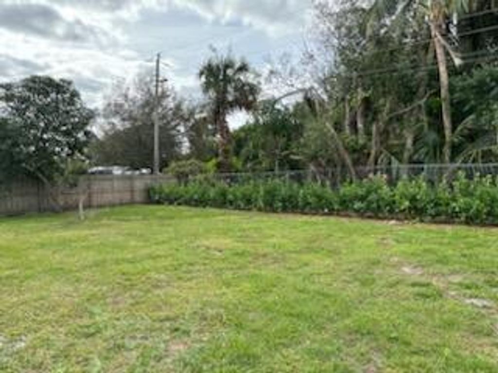 Photo of 4404 SE Mulford Lane, Stuart, FL 34997 (MLS # R11169074)