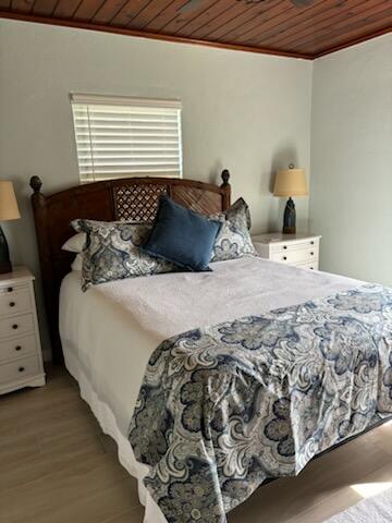 MANATEE BAY - Residential Lease