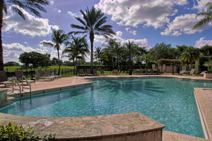 ST ANDREWS AT POLO CLUB CONDO - Residential