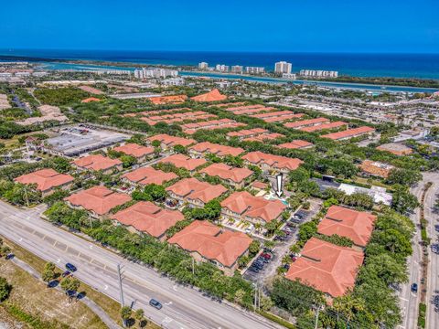 112 Lighthouse Circle J Tequesta FL 33469
