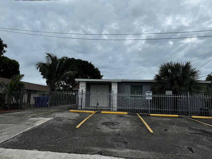 Quaint, 3 bedroom, 1 bathroom unit available now in beautiful Riviera Beach. This unit equipped with central AC, renovated bathroom and kitchen, ample parking space and privacy. Located short distance to supermarkets, major highways, and beaches. This is a fast move-in as no HOA approval needed.