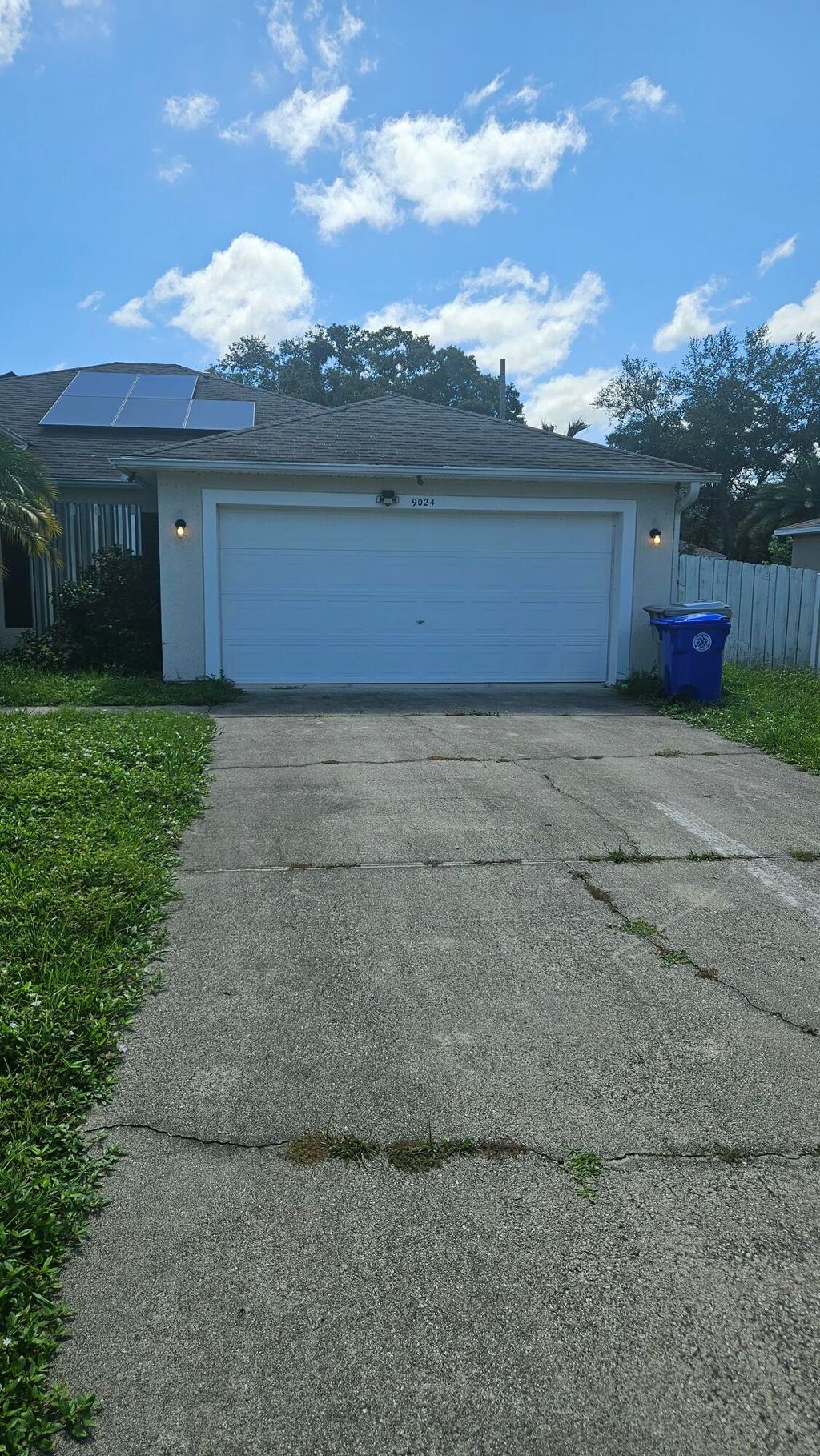 Photo of 9024 100th Court, Vero Beach, FL 32967 (MLS # R11112556)