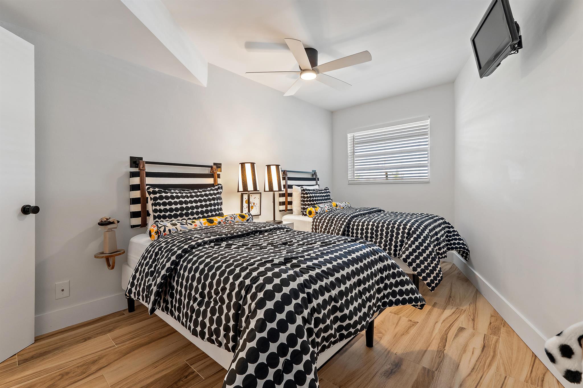 GREENBRIER CONDO - Residential Lease