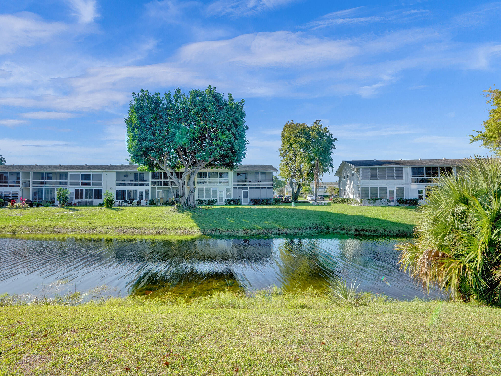 OAKRIDGE T CONDO - Residential