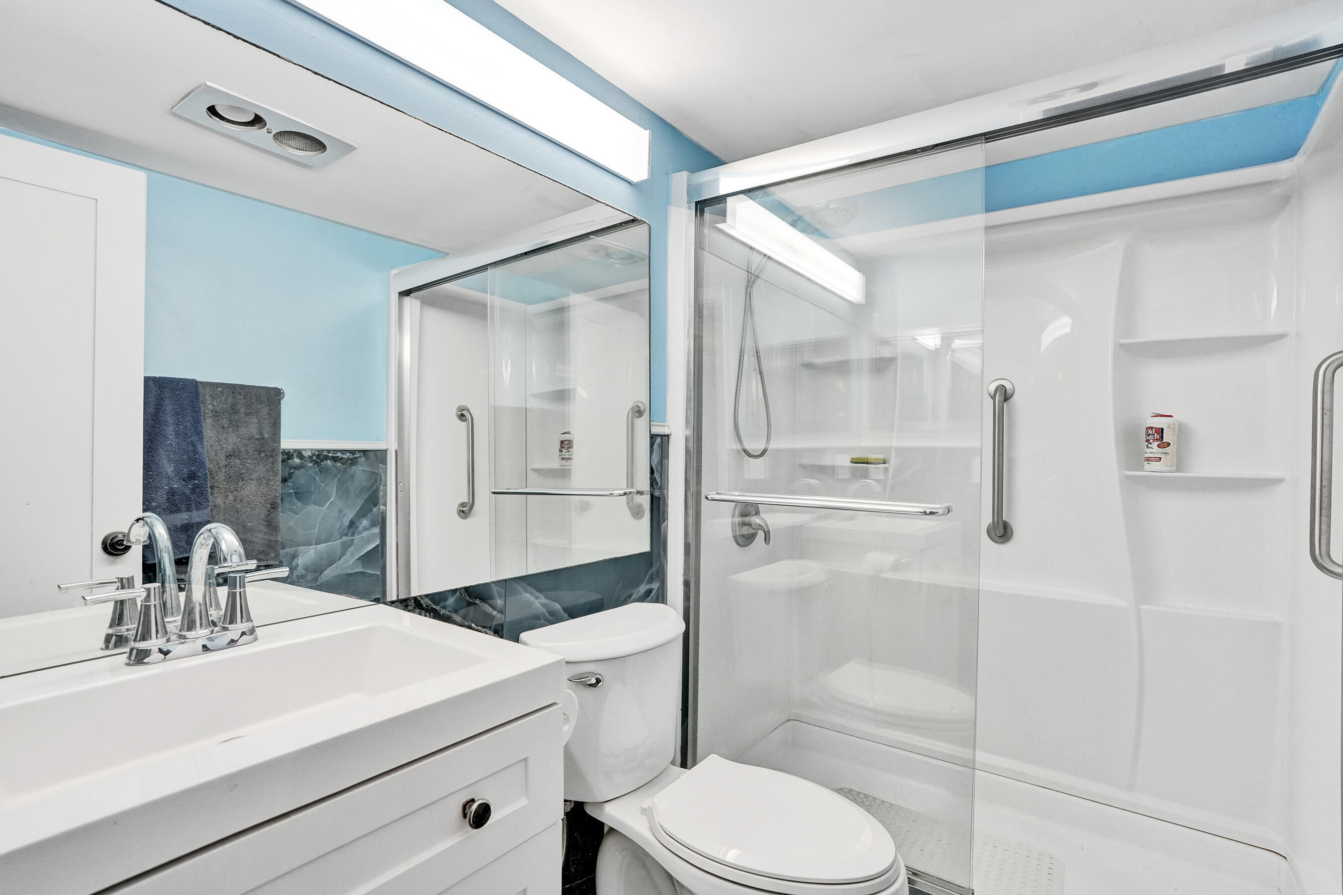OAKRIDGE T CONDO - Residential
