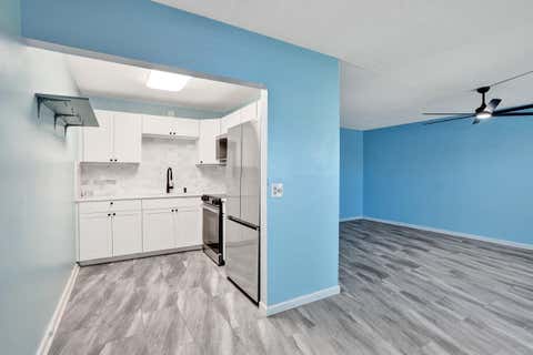 Tiny photo for 358 Oakridge T #358, Deerfield Beach, FL 33442 (MLS # B26024918)