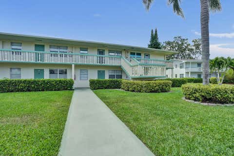 Tiny photo for 358 Oakridge T #358, Deerfield Beach, FL 33442 (MLS # B26024918)