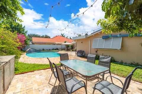 Tiny photo for 1601 NE 48TH Court, Oakland Park, FL 33334 (MLS # B26059166)