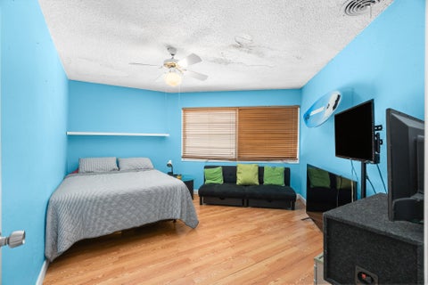 Tiny photo for 1601 NE 48TH Court, Oakland Park, FL 33334 (MLS # B26059166)