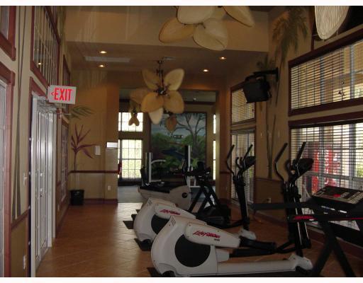 HYPOLUXOS MARINERS CAY CO - Residential Lease