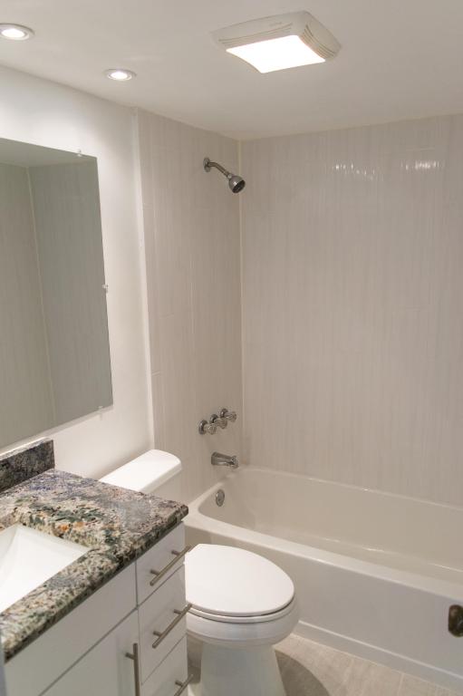 BCP CONDO (BOCA CENTER PLAZA) - Residential Lease