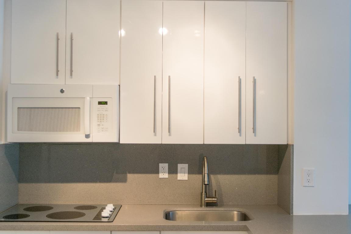 BCP CONDO (BOCA CENTER PLAZA) - Residential Lease