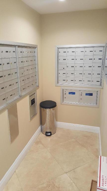 BCP CONDO (BOCA CENTER PLAZA) - Residential Lease