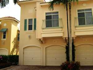 BEAUTIFULLY DECORATED WITH ALL THE AMMENITIES OF RESORT LIVING - 2 CAR GARAGE, WALKING DISTANCE TO CLUB, SPA & HOTEL. GATED COMMUNITY W/COMMUNITY POOL, GOLF VIEW, 2 MSTR BDRMS DONE IN GREAT TASTE.