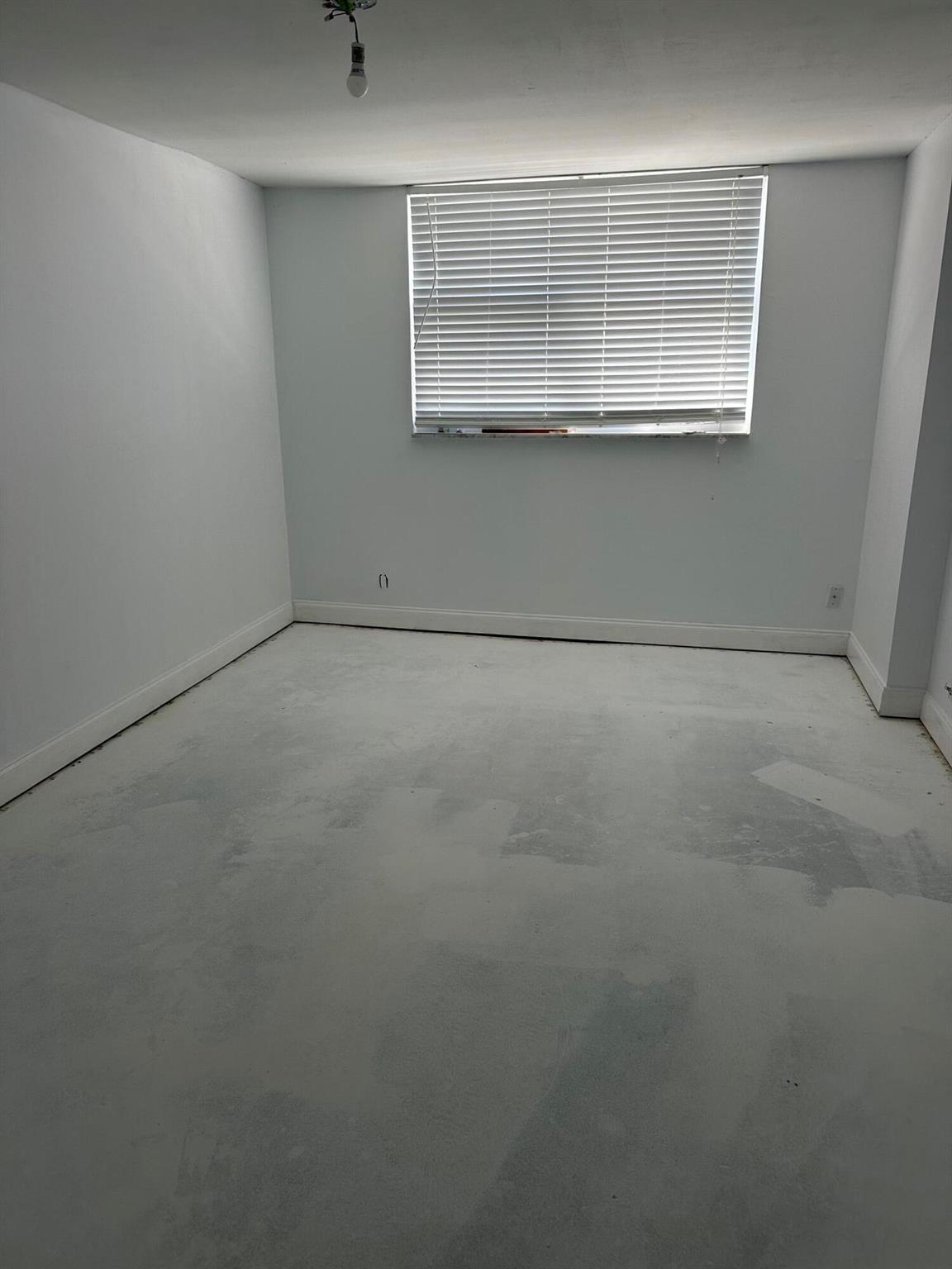 3540 S Ocean Boulevard 409, South Palm Beach, FL, 33480/$230,000 3 3540 S Ocean Boulevard 409