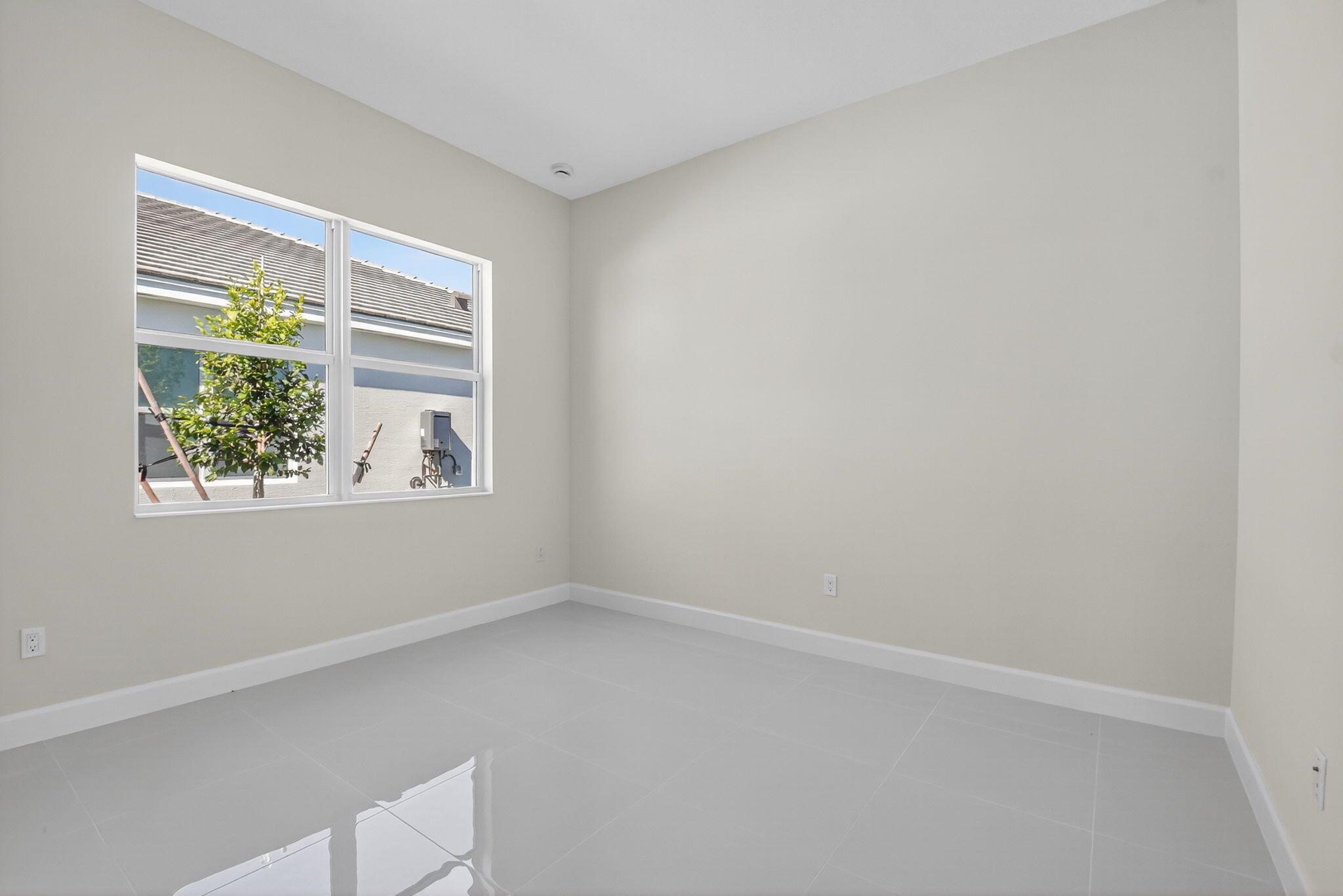 WOODLANDS OF WESTLAKE - Residential Lease