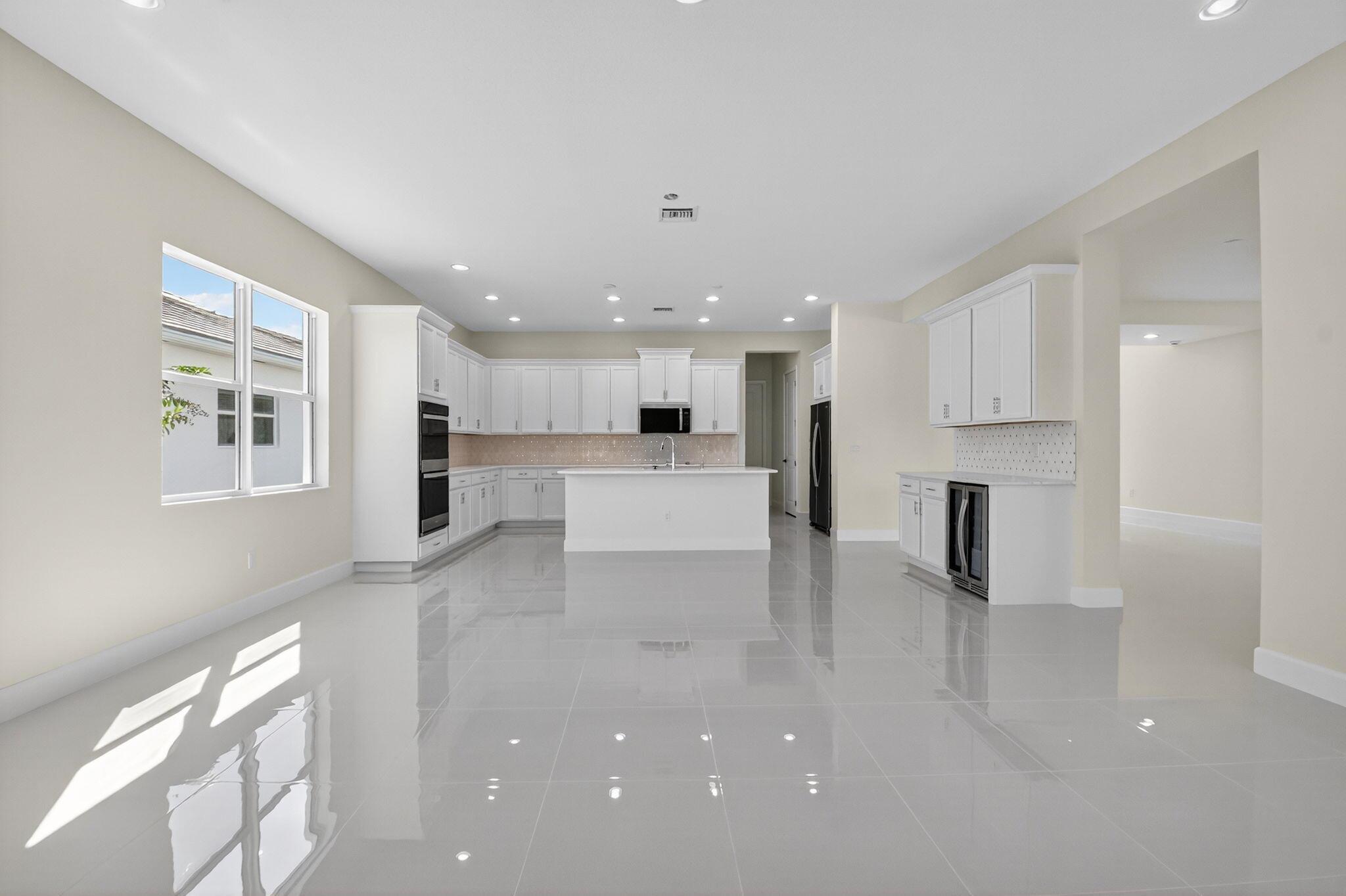 WOODLANDS OF WESTLAKE - Residential Lease