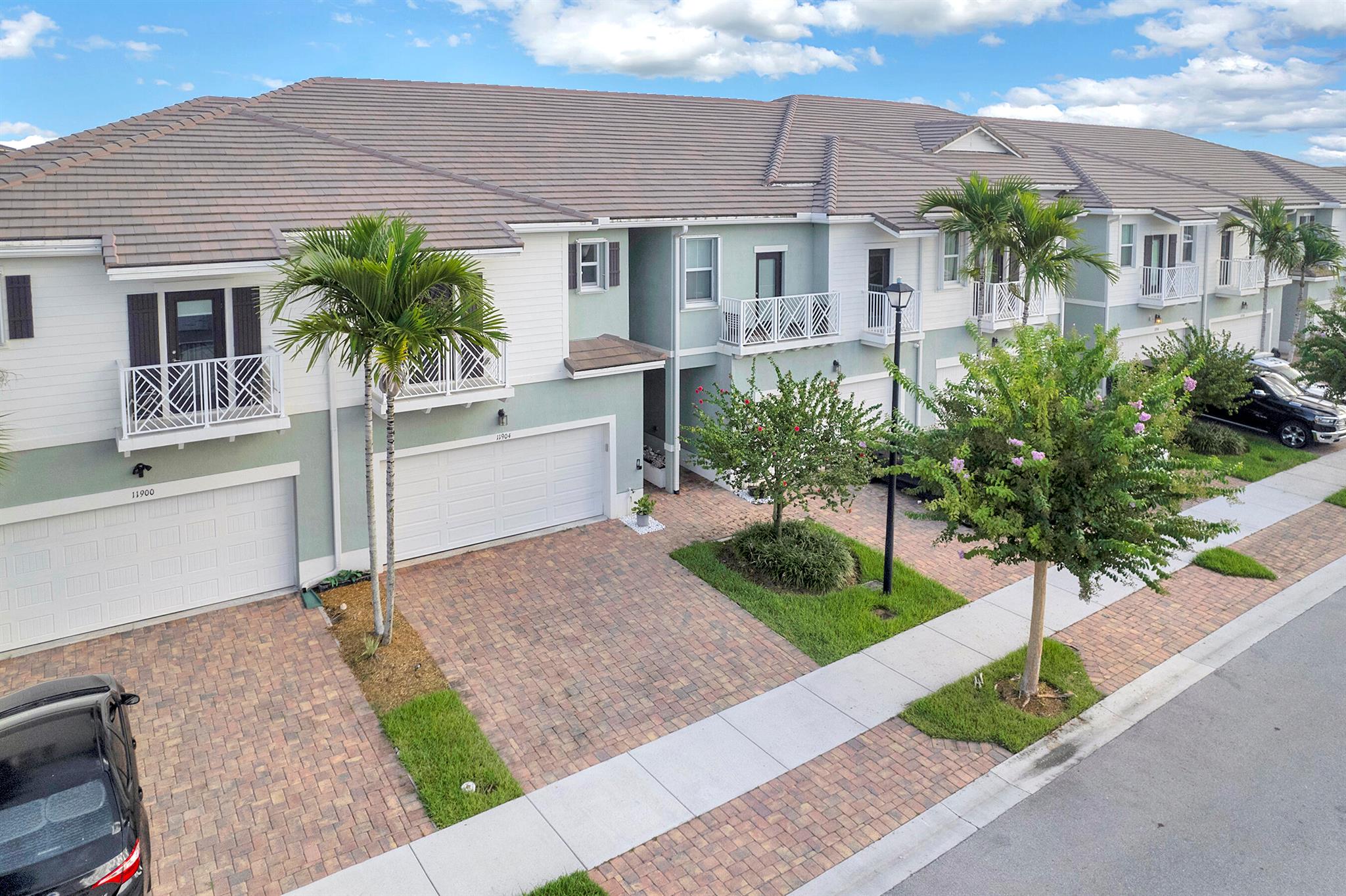 View Royal Palm Beach, FL 33411 townhome