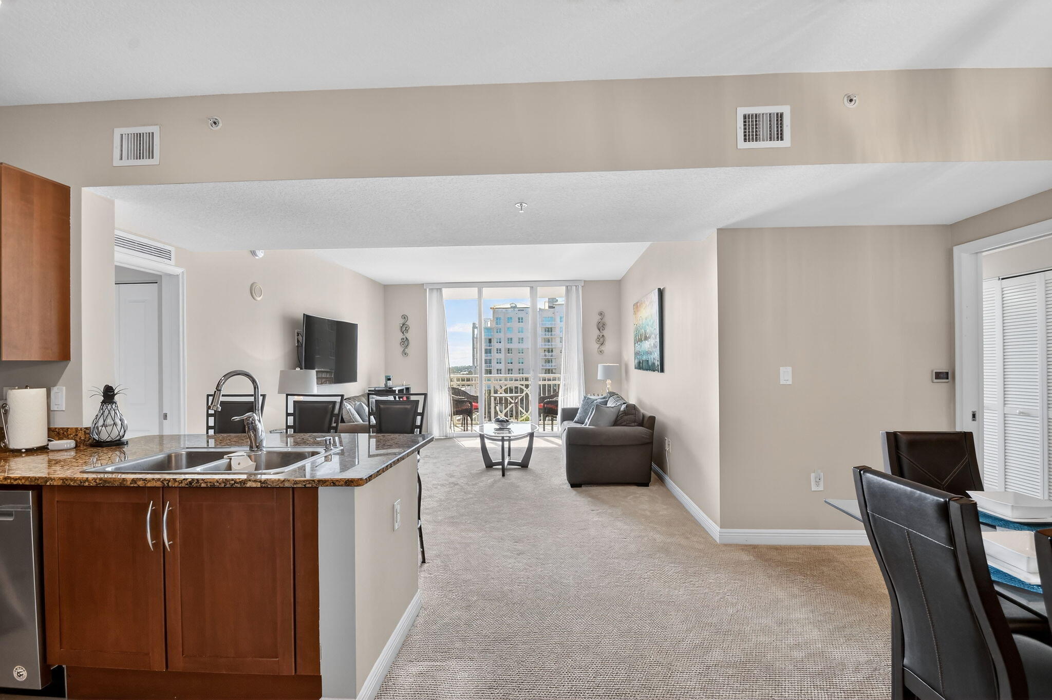 450 N Federal Highway 1010