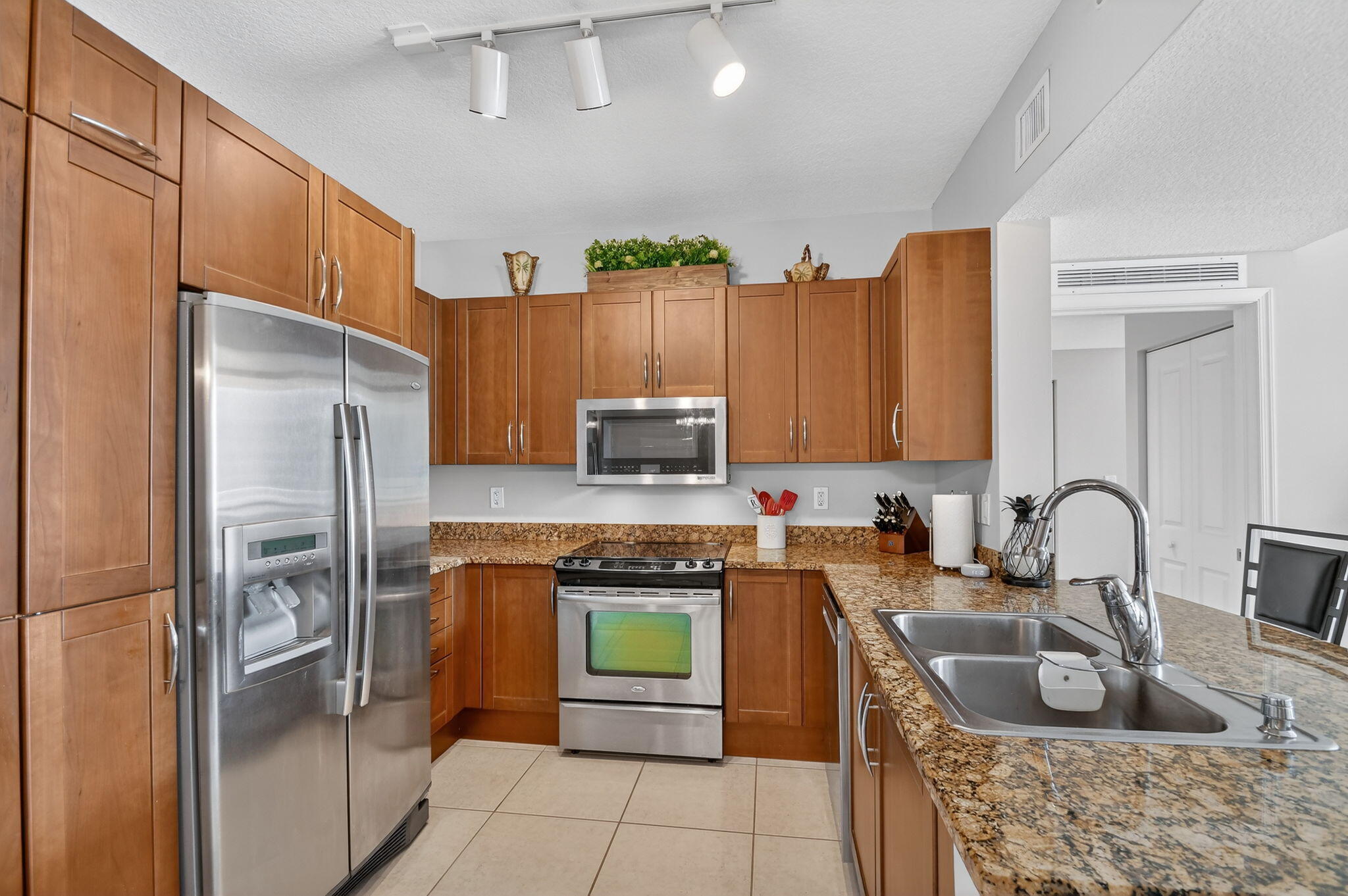 450 N Federal Highway 1010