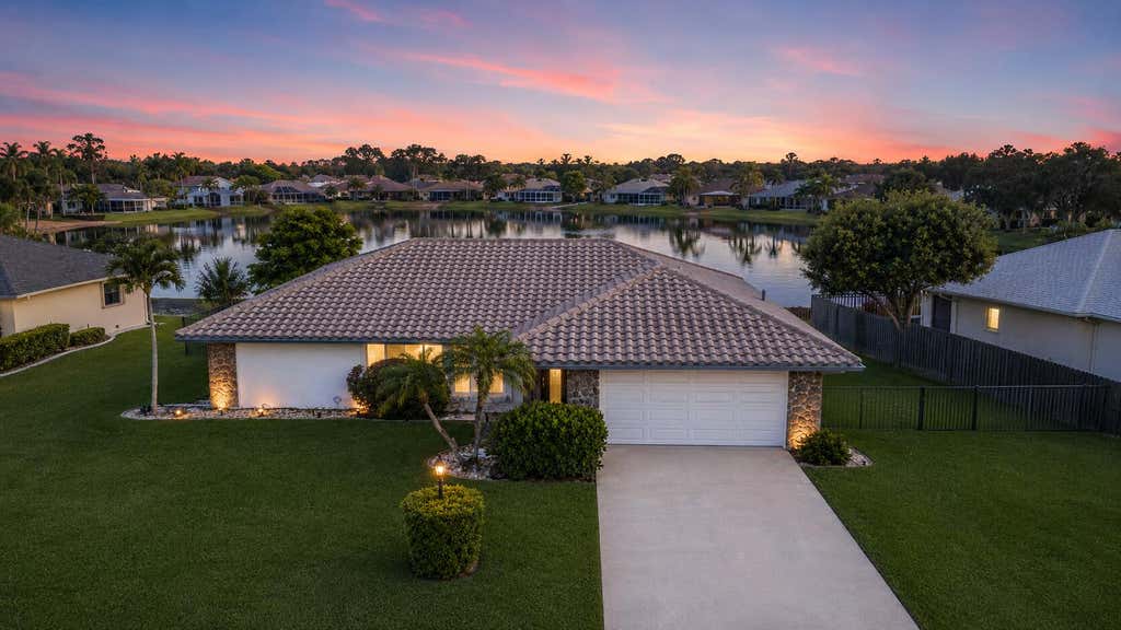 Photo of 7407 HAZELWOOD Circle, Lake Worth, FL 33467 (MLS # B26054444)