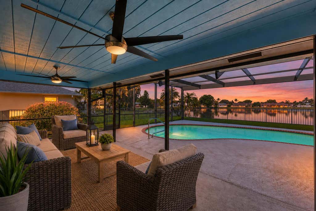 Photo of 7407 HAZELWOOD Circle, Lake Worth, FL 33467 (MLS # B26054444)