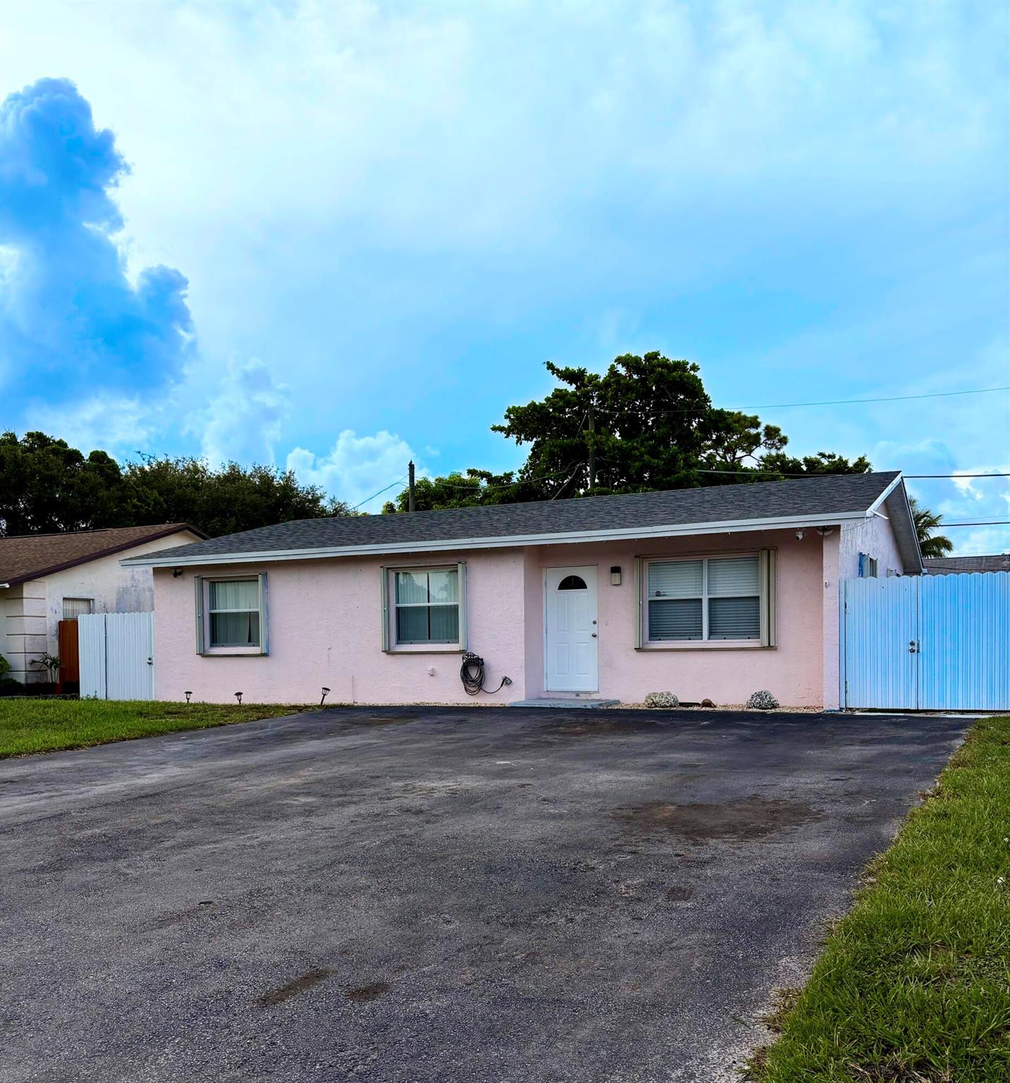 LOCATION! LOCATION! LOCATION! And best of all--NO HOA! One of the most affordable 3-bedroom, 2-bathroom homes with separate living and family rooms. Includes stainless steel appliances, washer, and dryer. Accordion hurricane shutters installed for added protection. Conveniently located within walking distance to major shopping centers, schools, banks, convenience stores, restaurants, supermarkets, Walmart, Target, and more. Don't wait, this one won't last!
