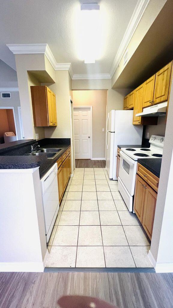 Murano at Delray Beach Co - Residential Lease