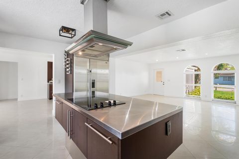 Single Family Residence in Boca Raton FL 1798 9th Street St 2.jpg