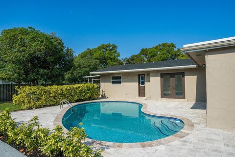 Single Family Residence in Boca Raton FL 1798 9th Street St 1.jpg