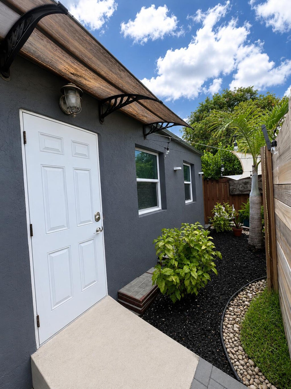 Photo of 1637 ARTHUR Street, Hollywood, FL 33020 (MLS # B26079839)