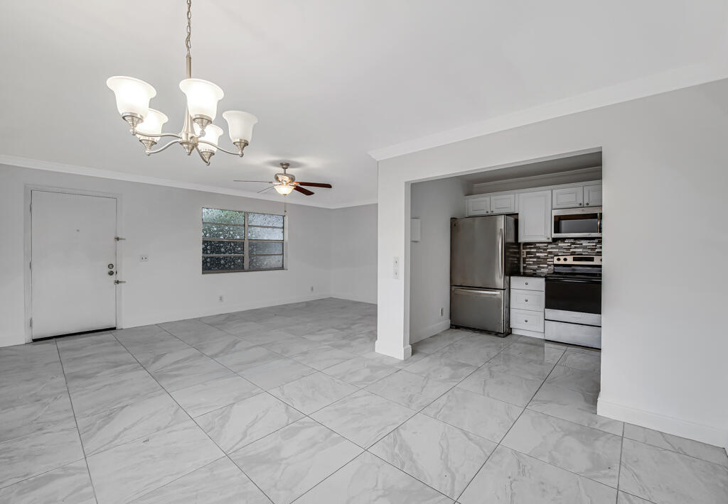 KINGS POINT CAPRi - Residential