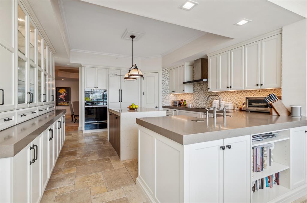 MIZNER GRAND CONDO - Residential