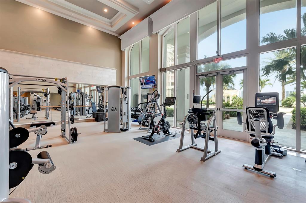 MIZNER GRAND CONDO - Residential