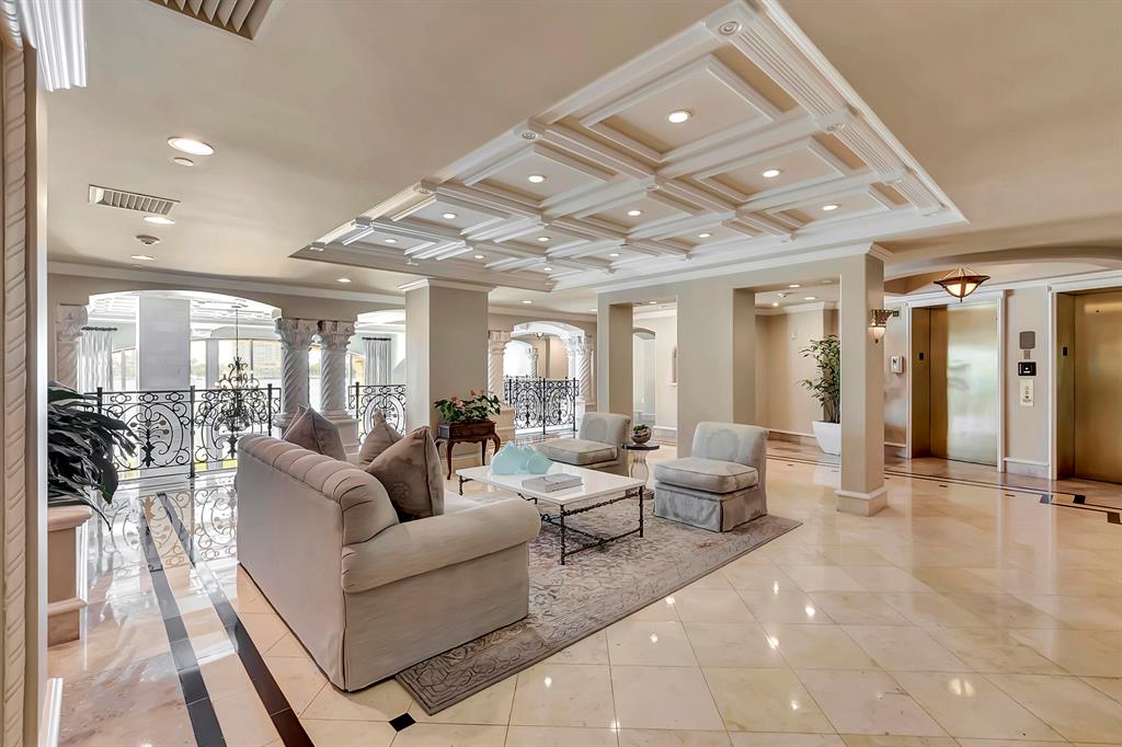 MIZNER GRAND CONDO - Residential