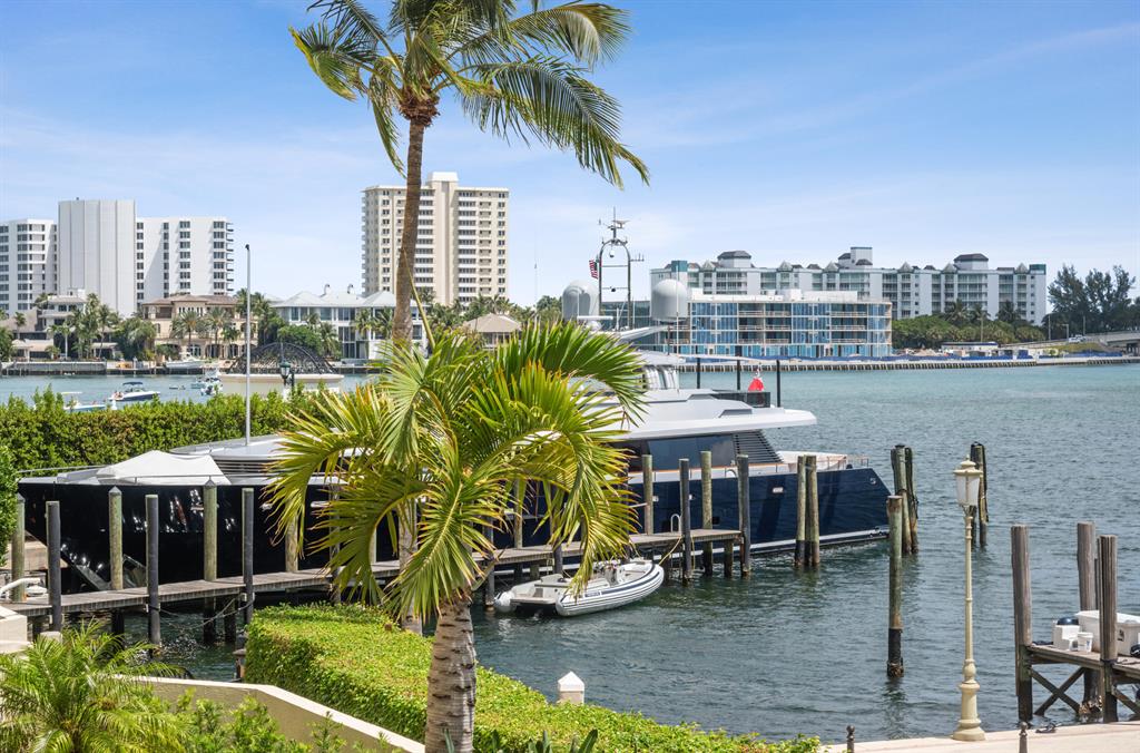 MIZNER GRAND CONDO - Residential