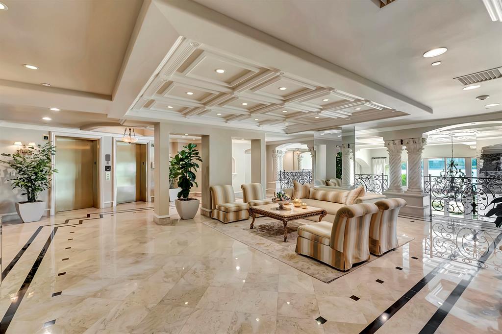 MIZNER GRAND CONDO - Residential