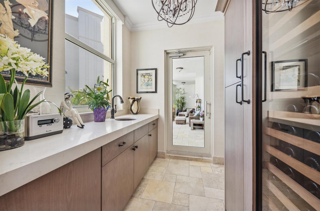 MIZNER GRAND CONDO - Residential