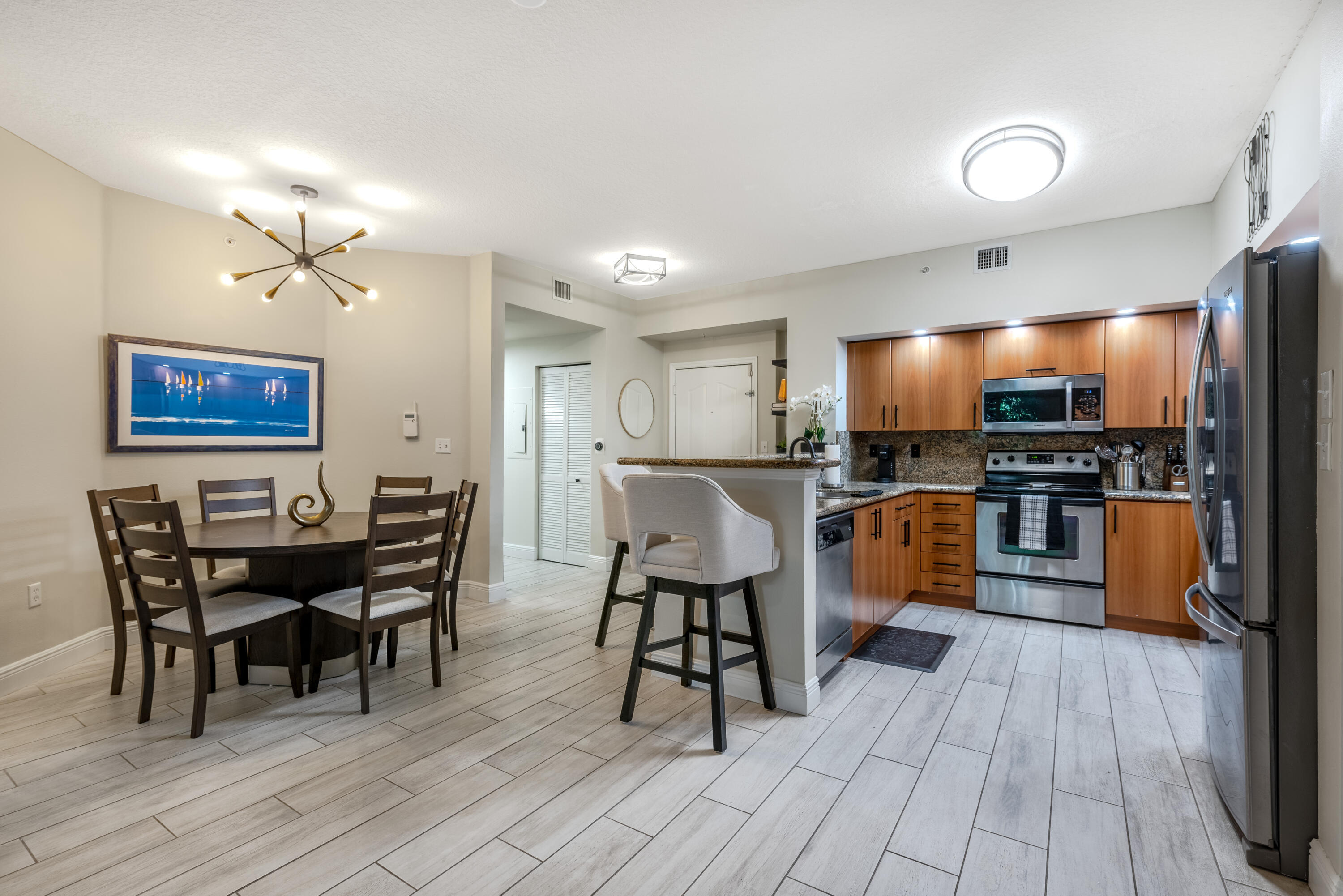 PINEAPPLE GROVE VILLAGE CONDO - Residential Lease