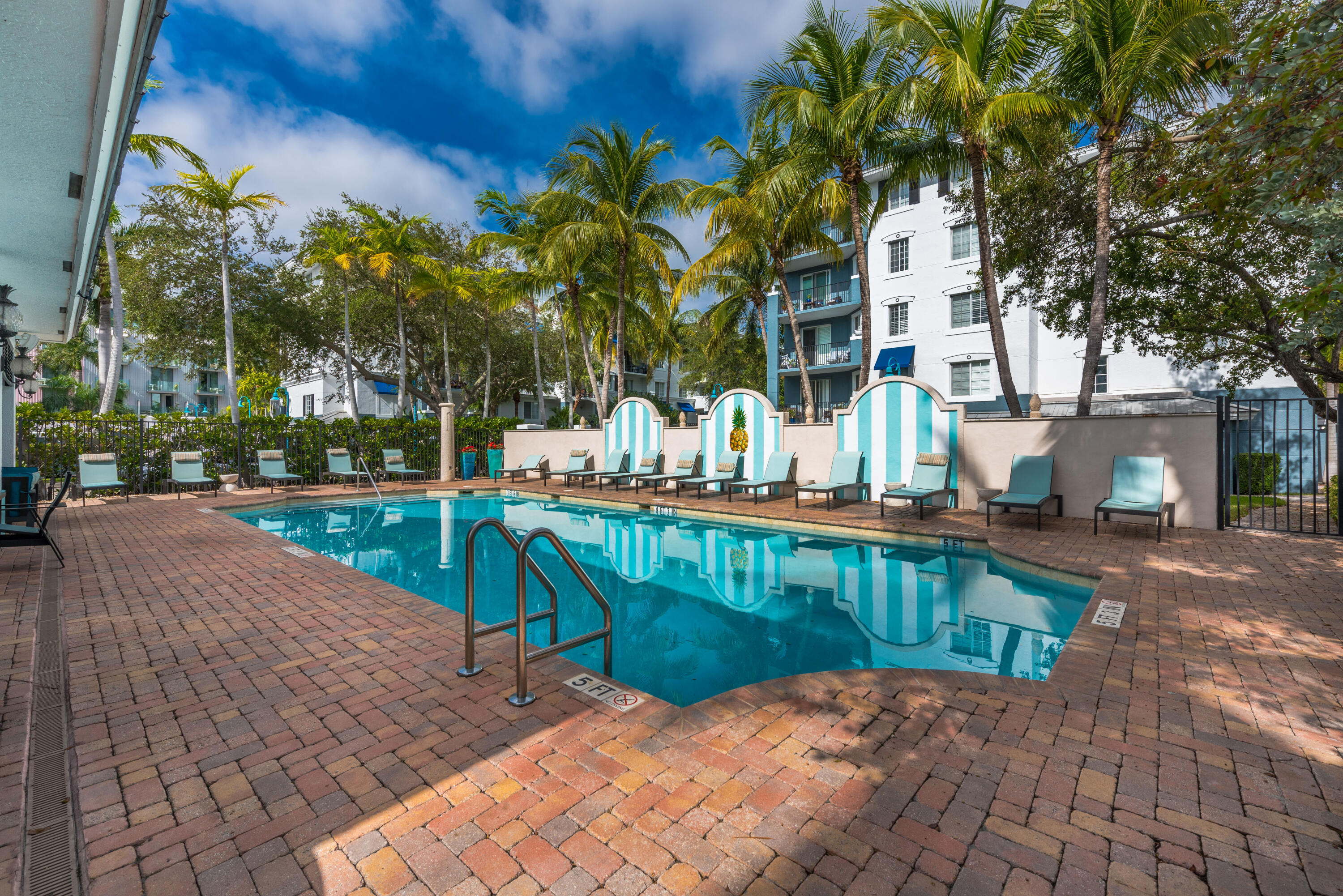 PINEAPPLE GROVE VILLAGE CONDO - Residential Lease