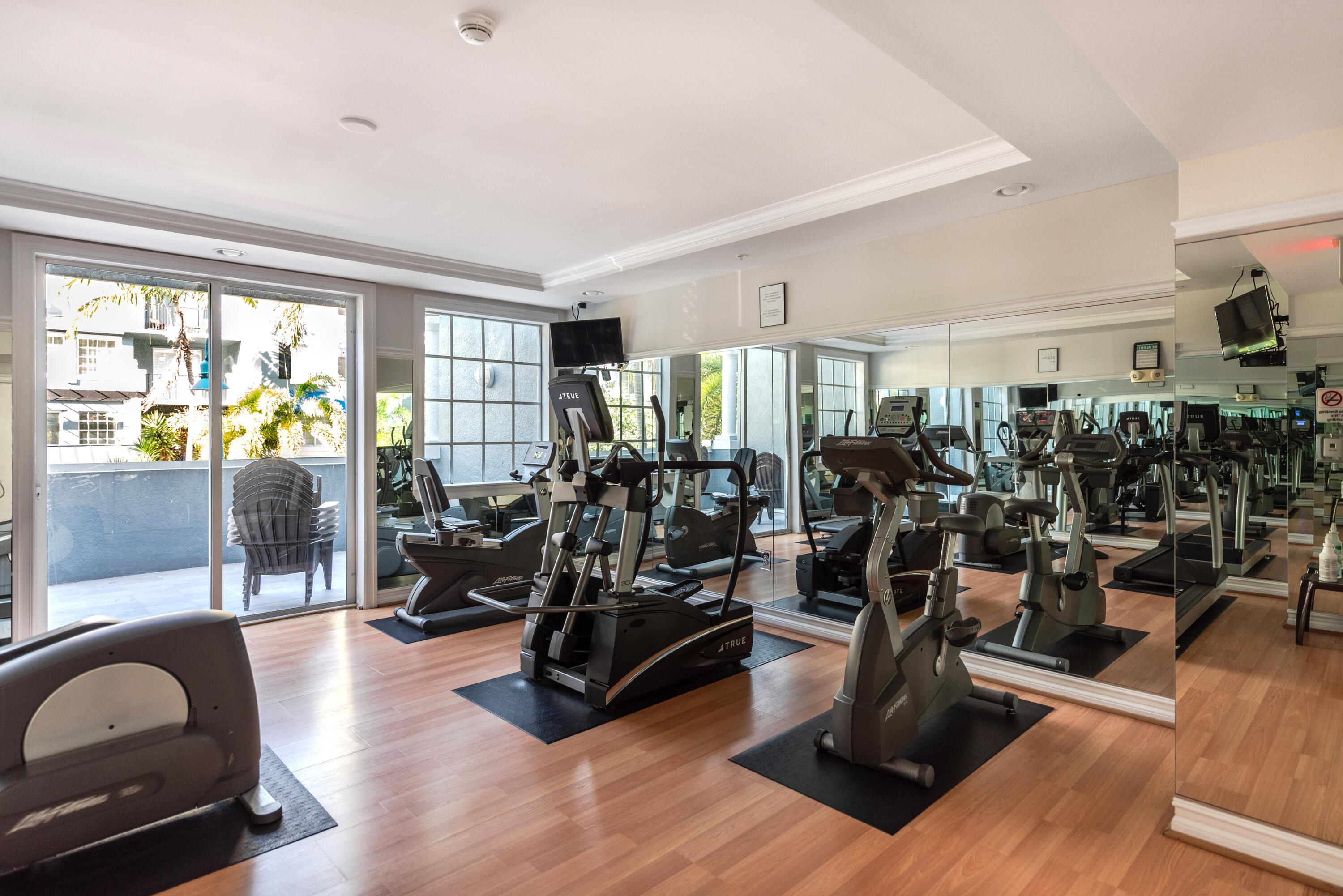 PINEAPPLE GROVE VILLAGE CONDO - Residential Lease