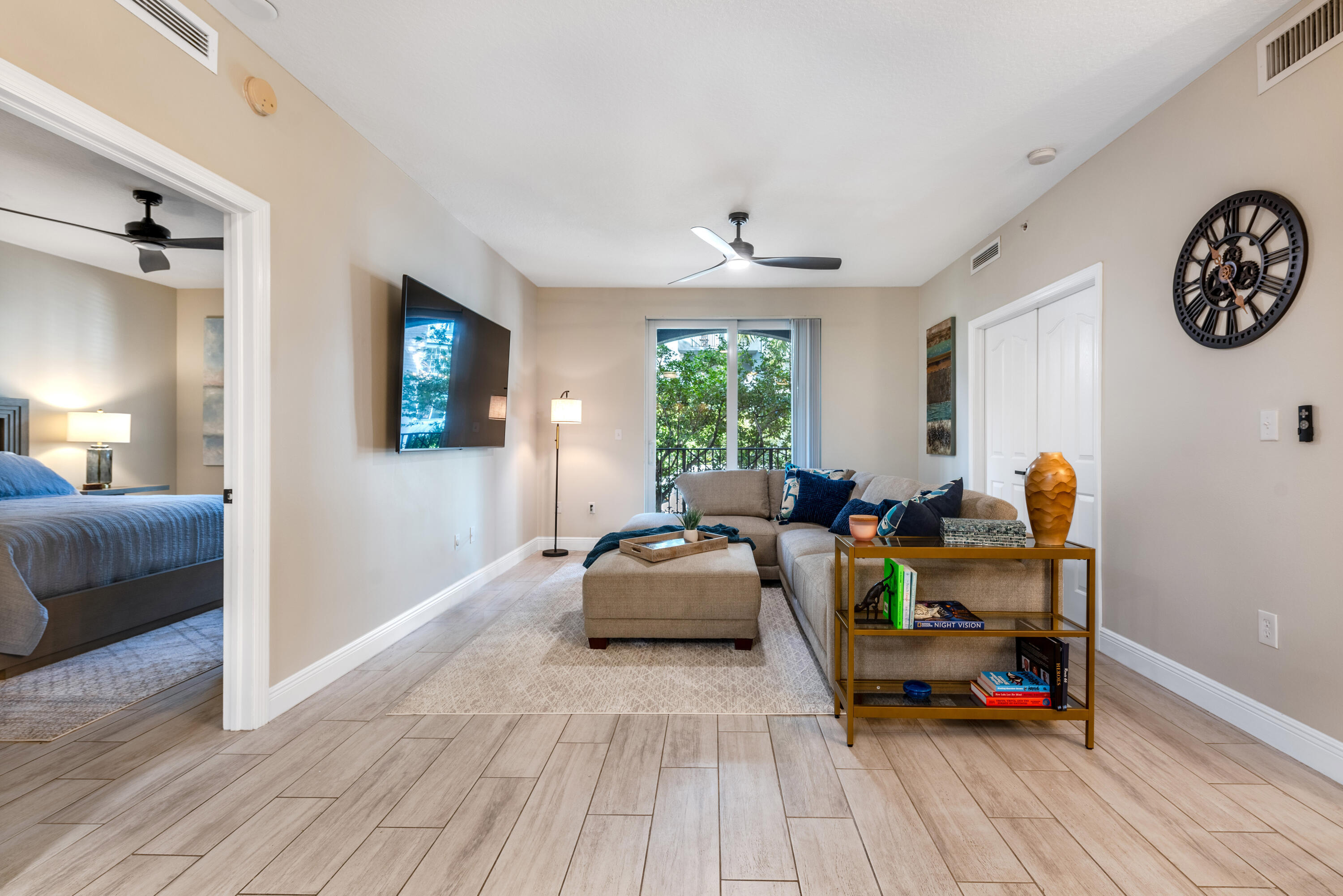 PINEAPPLE GROVE VILLAGE CONDO - Residential Lease