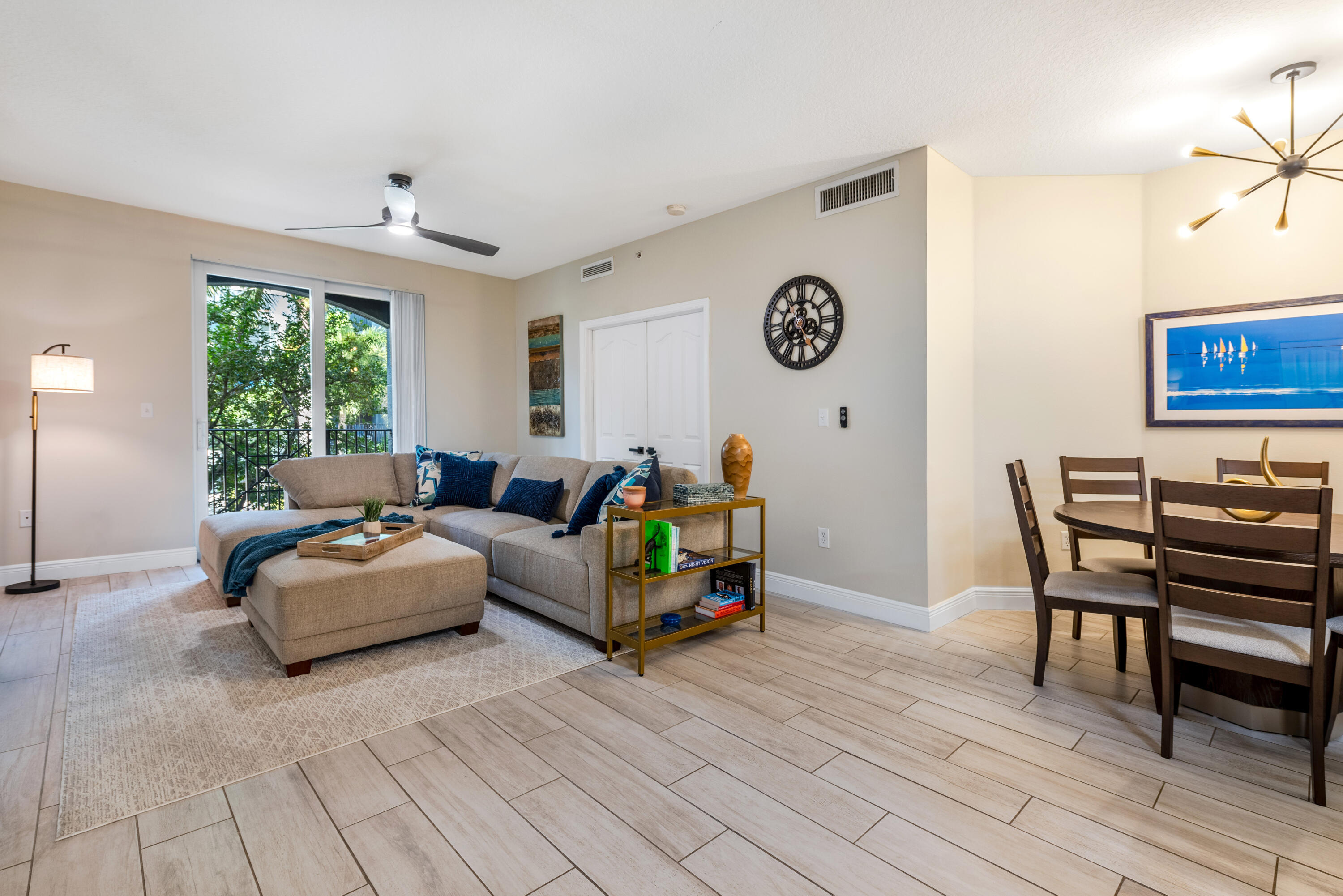 255 NE 3rd Avenue 2212