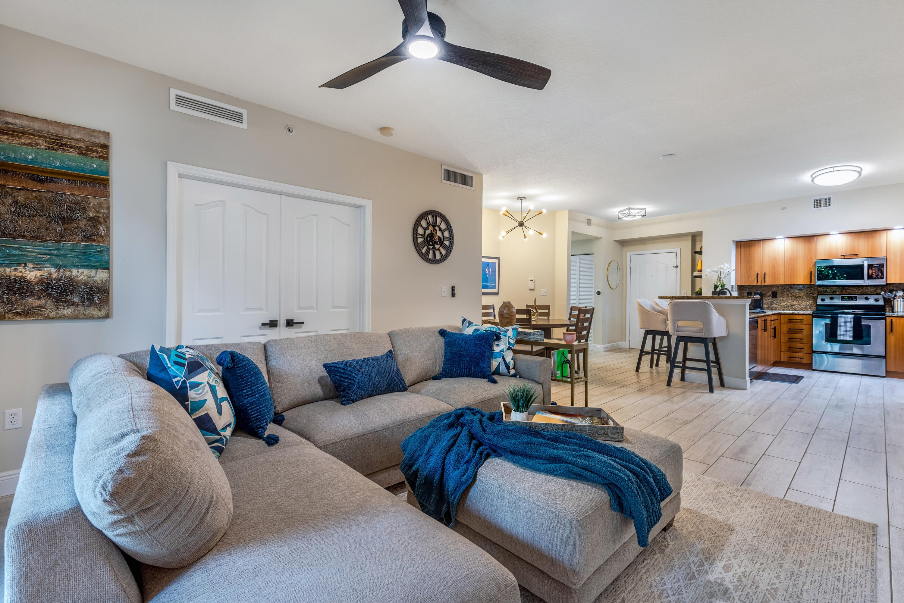 255 NE 3rd Avenue 2212