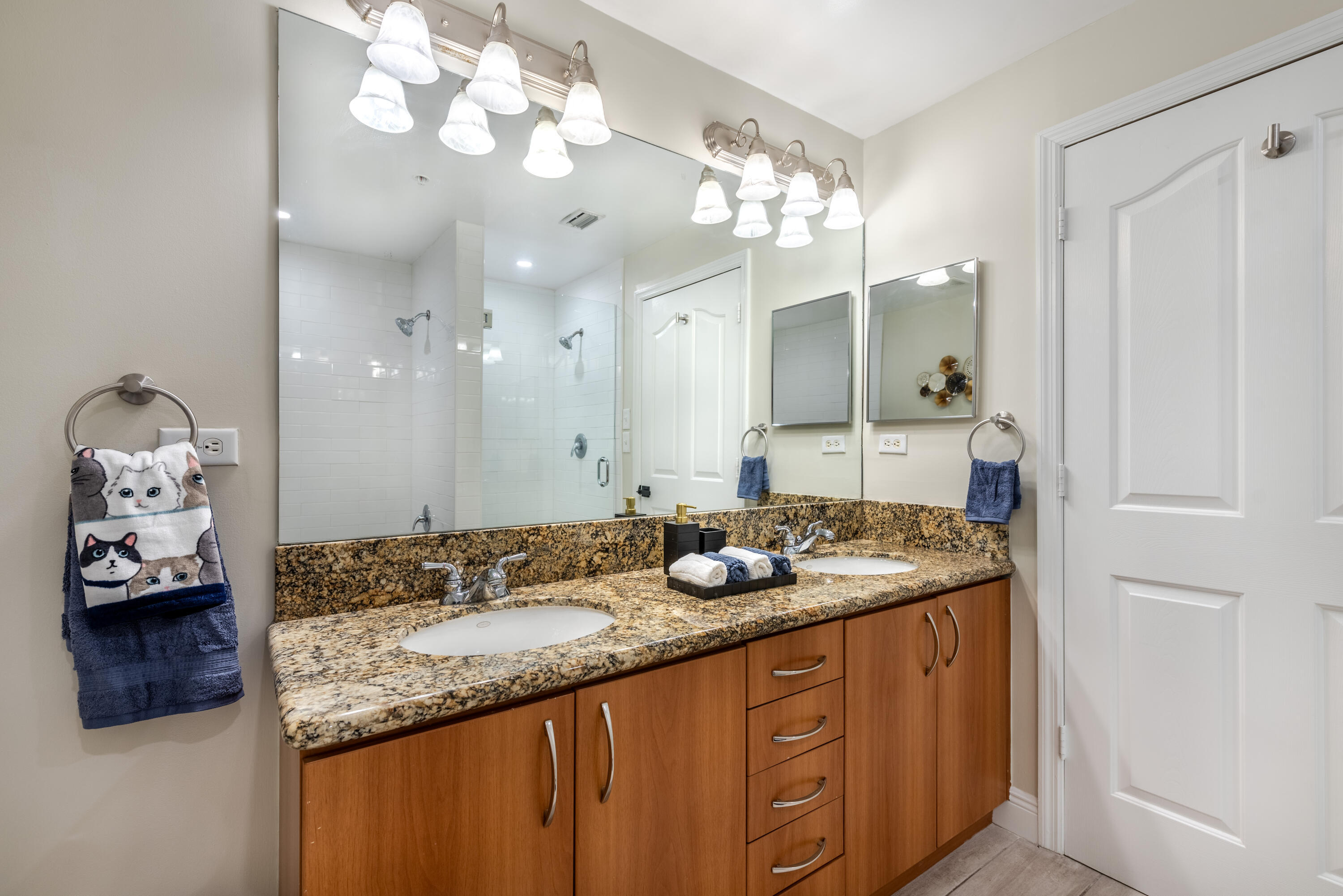 PINEAPPLE GROVE VILLAGE CONDO - Residential Lease